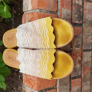 Frye Gold Wave Sculpted Sandals